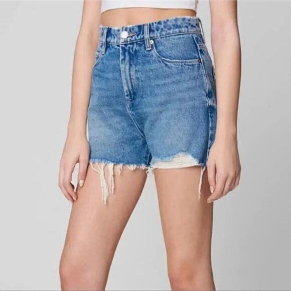 Blank NYC High Rise Ribcage Short NWT Size 28 - Picture 3 of 11